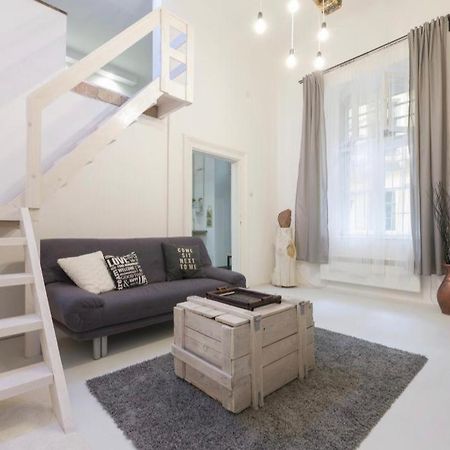 Mehdi Residence 2 Будапеща Екстериор снимка