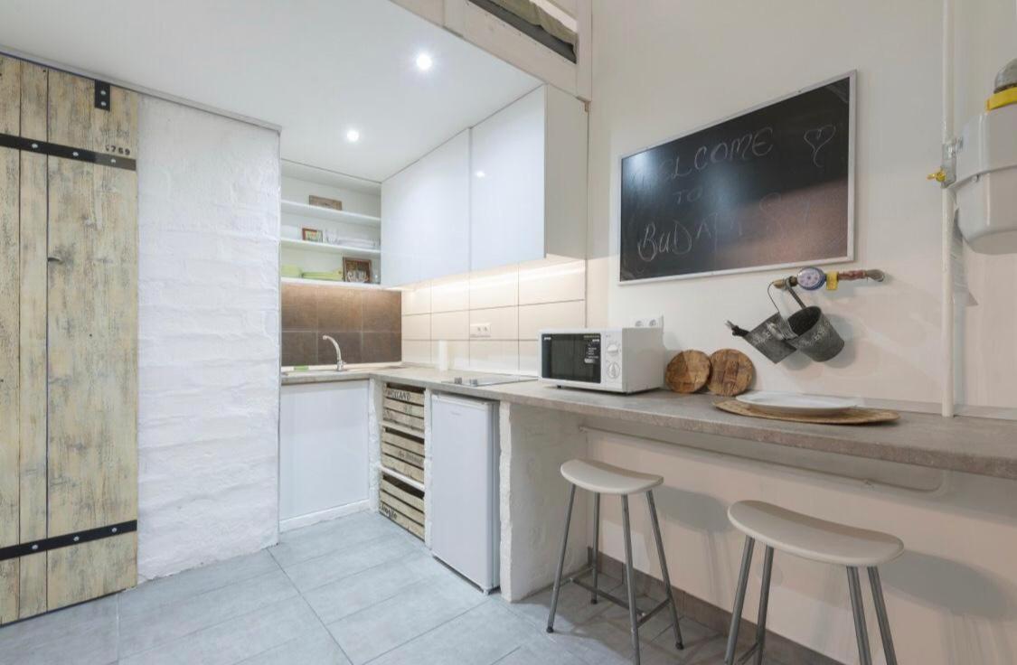 Mehdi Residence 2 Будапеща Екстериор снимка